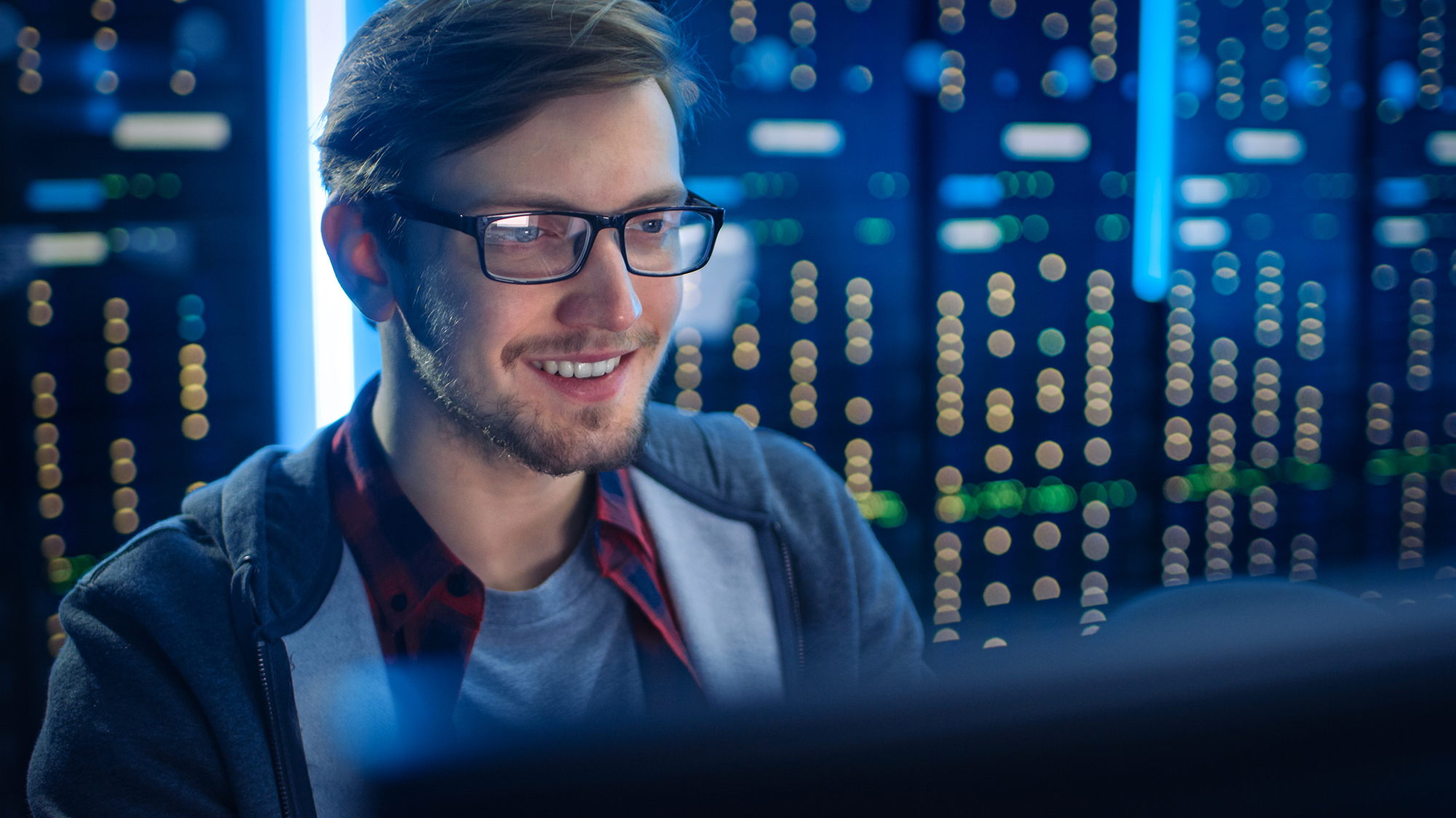 man-computer-worker-devops-2.jpg