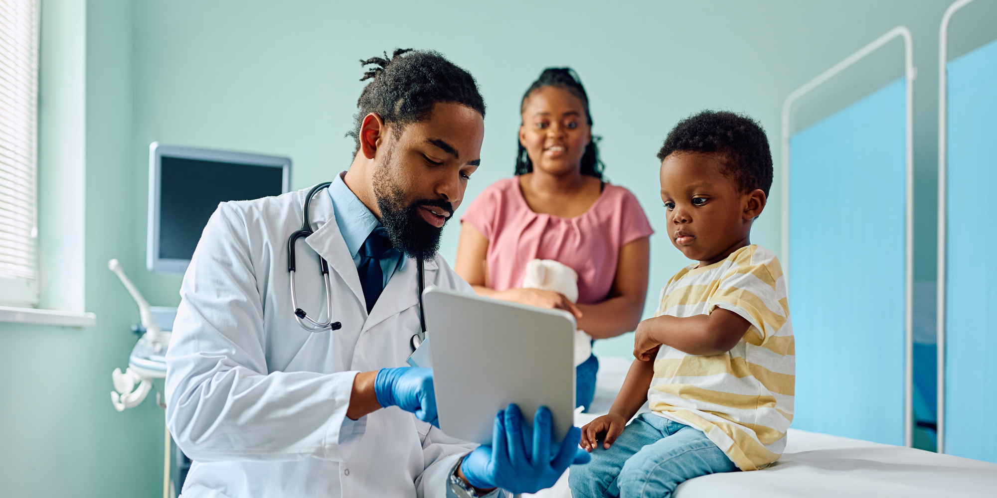 enhancing-the-transition-of-care-through-data-sharing-and-in-workflow-solutions-hero-banner.jpg
