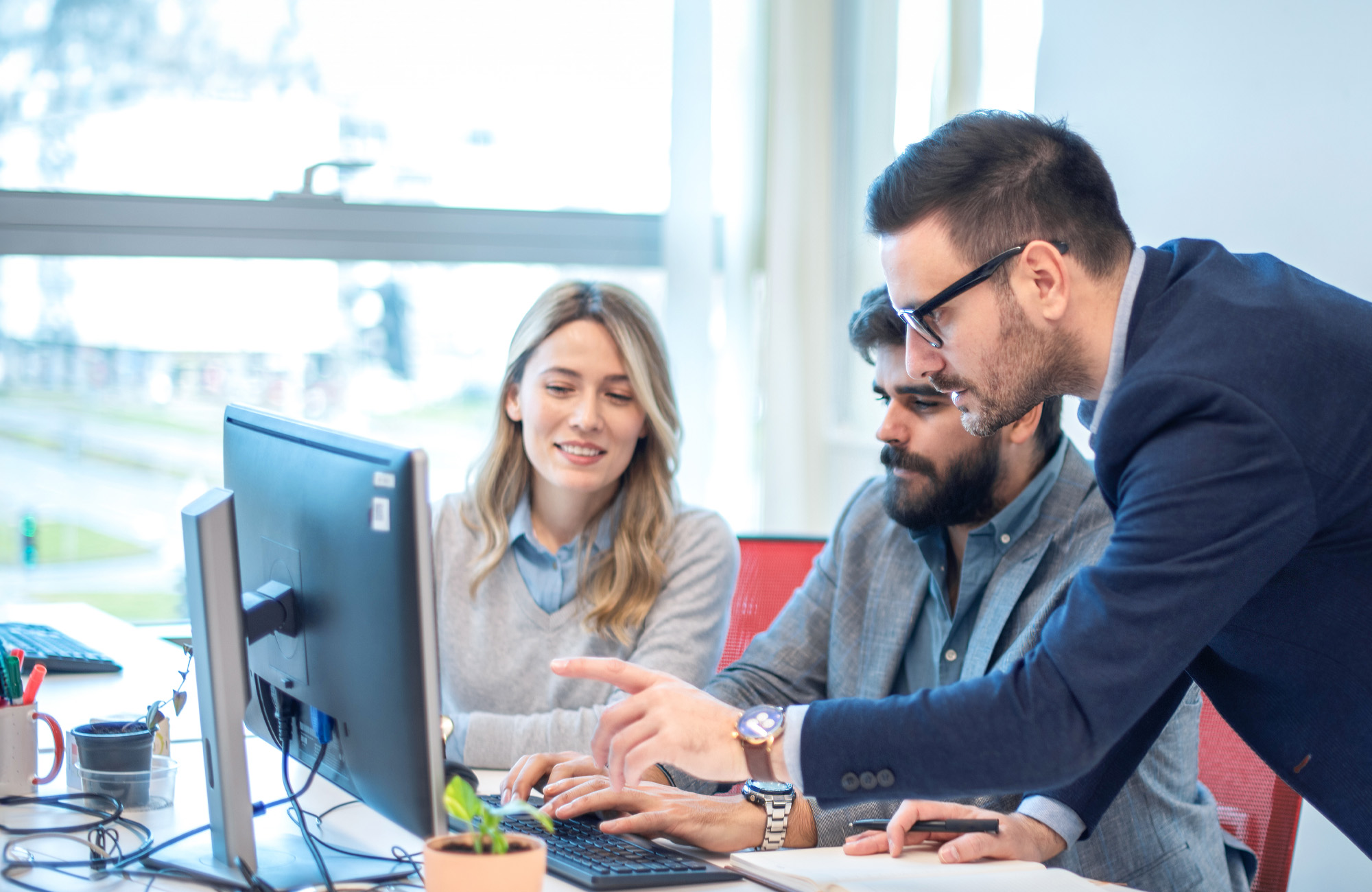 analyze-and-optimize-insights-services-hero-banner.jpg