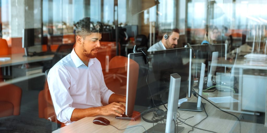leading-bank-cuts-call-center-expenditure-with-intelligent-automation-1024x512.jpg