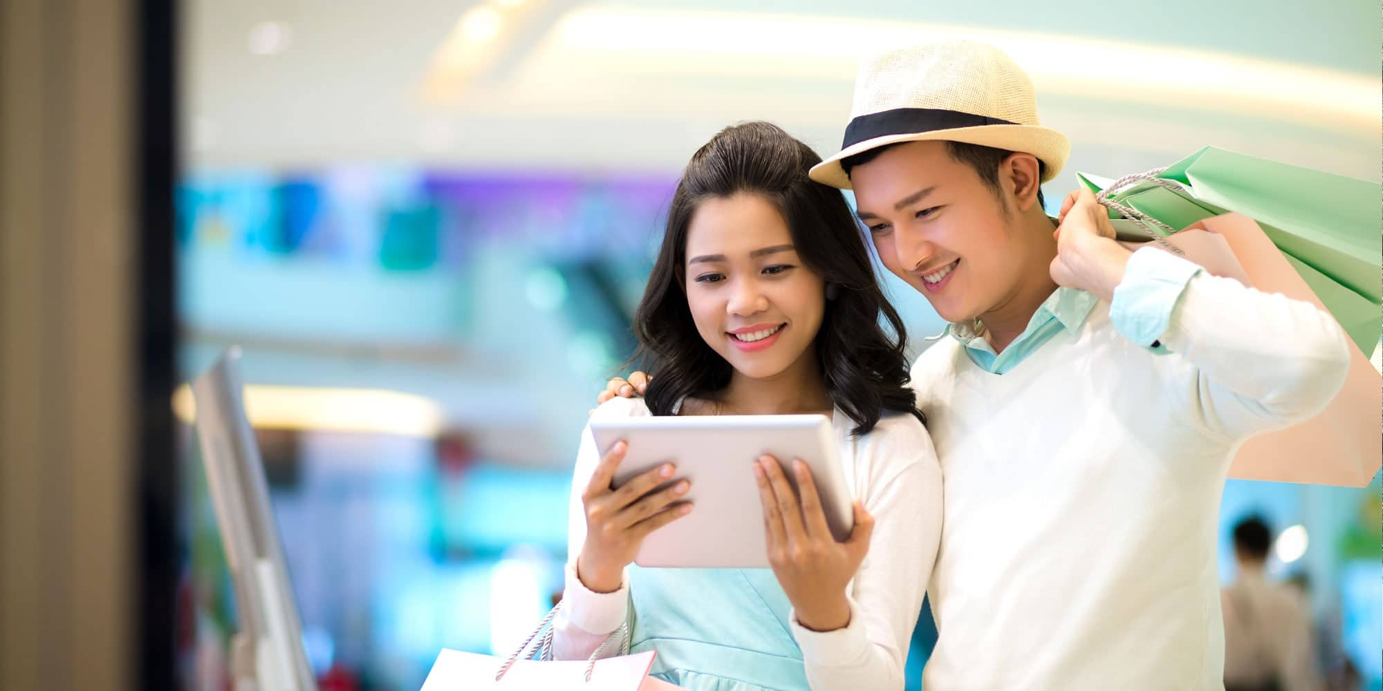 couple-shopping.jpg